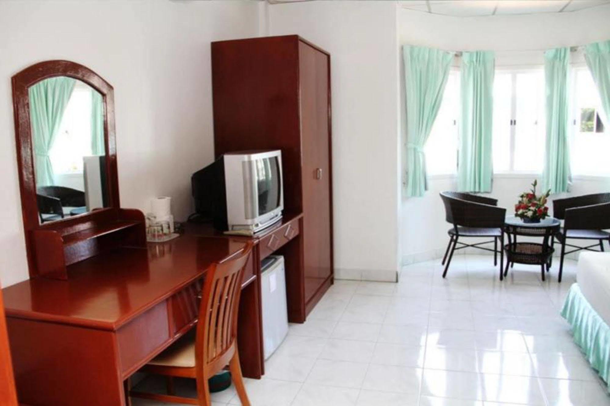 Welcome Inn Hotel @ Karon Beach. Single Room From Only 500 Baht Phuket Exterior foto