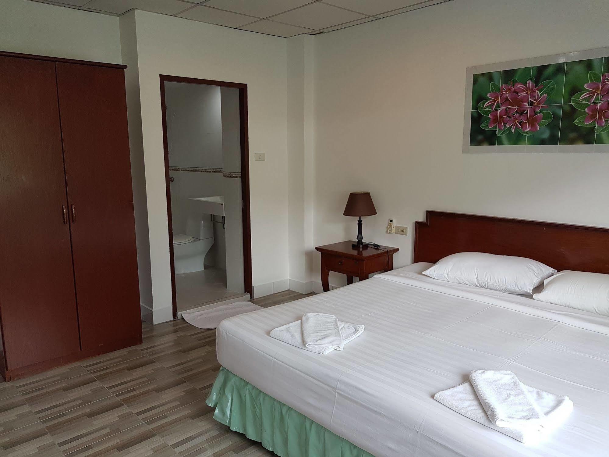 Welcome Inn Hotel @ Karon Beach. Single Room From Only 500 Baht Phuket Exterior foto
